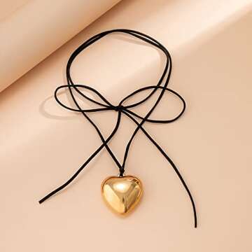 Wiwpar Women Heart Pendant Black Velvet Choker Necklace Boho Layered Long Chain Tassels Gothic Collar Choker Necklace for Halloween Cosplay (Gold)