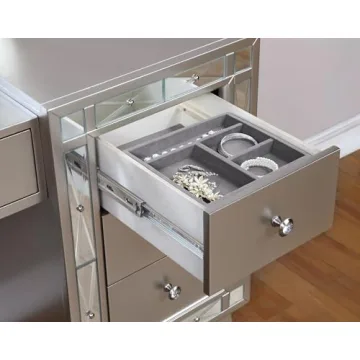 Stylish Coaster Home Furnishings Vanity Set for Beauty Lovers