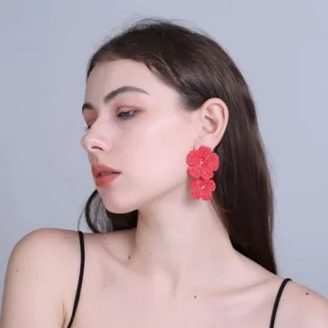 RUOFFETA Raffia Flower Earrings, Raffia Straw Wrapped Flower Drop Dangle Earrings Summer Tropical Beach Jewelry(Red B)