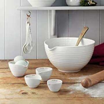 Sophie Conran Measuring Cups: Set of 4, Elegant & Functional