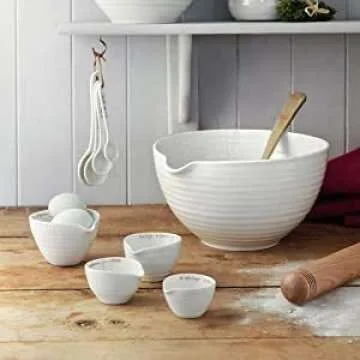 Sophie Conran Measuring Cups: Set of 4, Elegant & Functional