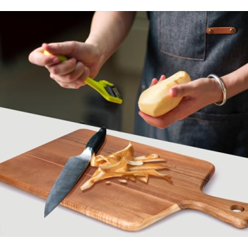Stylish Gtencemen Acacia Wood Cutting Board Ideal for Your Kitchen