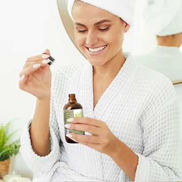 Teak Naturals Cold Pressed Organic Jojoba Oil 4 Ounces