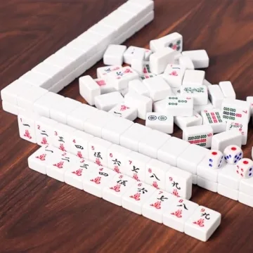 ZGME American Mahjong Set with 166 Premium Tiles