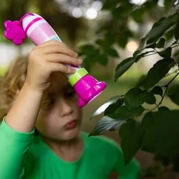 Flower-Shaped Flashlight by Melissa & Doug for Kids