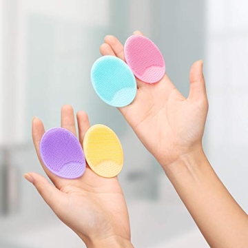 Silicone Face Scrubber for Gentle Exfoliation and Cleansing