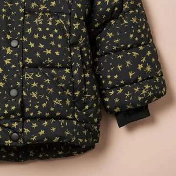 Amazon Essentials Girls' Hooded Puffer Jacket - Warm & Stylish