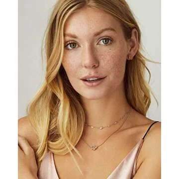 Kendra Scott Tess Pendant Necklace - Elegant Fashion Jewelry