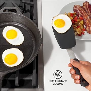 OXO Good Grips Small Silicone Turner - Flexible