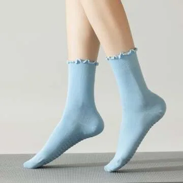 Stylish Non-Slip Pilates Socks for Women - 3 Pairs
