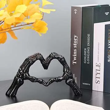 Black Hand Gesture Desk Statues Love Ornaments,Skull Couple Statue, Creative Wedding Home Desktop Decor,Heart Shape Hand Figurines for Living Room Shelf Coffee Table Centerpiece