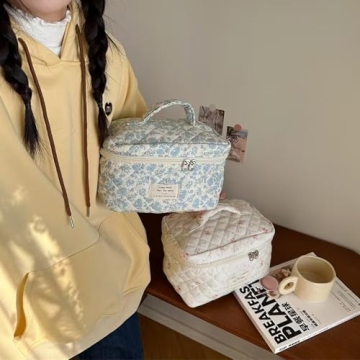 AMULOKRU Quilted Makeup Bag Set with Floral Design