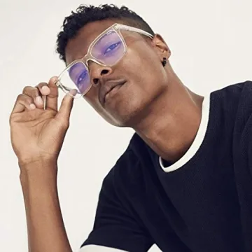 Quay Hardwire Mini Blue Light Glasses for Everyone