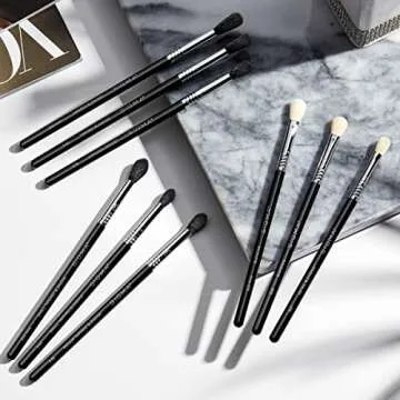 Sigma Beauty Professional E45 Eye Makeup Brush – Small Tapered Eyeshadow Blending Brush with SigmaTech® fibers for Seamless Eyeshadow Blending, Pointed Eyeshadow Brush for the Perfect Cut Crease