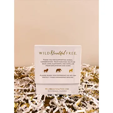 Luxury Wild Berry Rose Candle for Balance and Relaxation