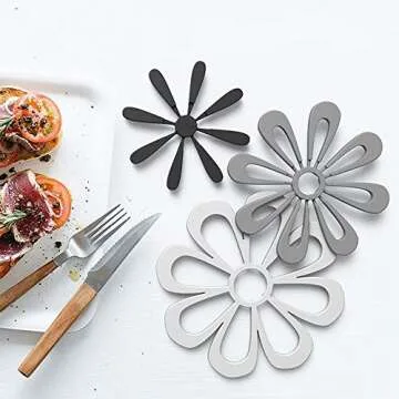 Silicone Trivet Mat Hot Pads for Kitchen Table & Counter up to 440°F Heat Resistant Non-Slip Trivets Set of 3