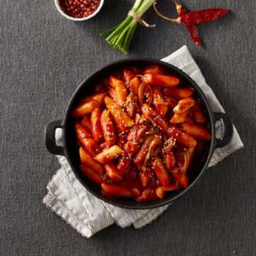 Korean Tteokbokki Rice Cakes Pack - Gluten-Free & Delicious