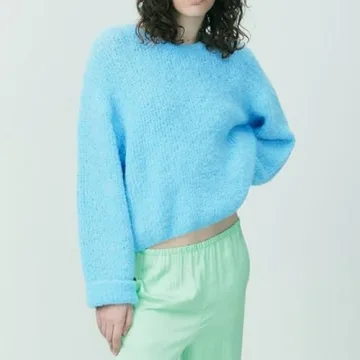 Chic Women Oversized Knit Sweater for Winter Style