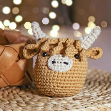Highland Cow Crochet Kit - Perfect for Beginners to Learn