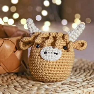 Highland Cow Crochet Kit - Perfect for Beginners to Learn