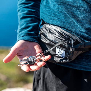 Lightweight Water Resistant Fanny Pack for Travel and Hiking