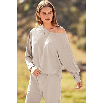 PRETTYGARDEN Women's 2 Piece Sweatsuit for Fall Comfort