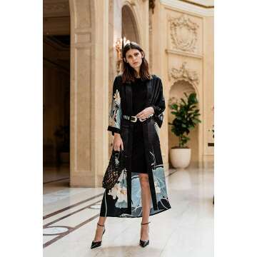 Stylish KIM+ONO Watercolor Floral Kimono Robe