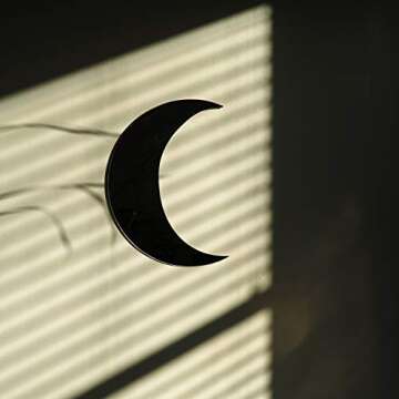 Crescent Moon Mirror - Chic Boho Wall Decor for Any Space