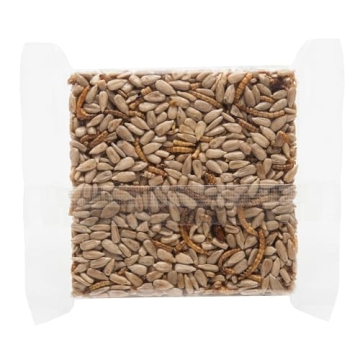 Manna Pro Coop Cakes - Nutritious Treat for Poultry