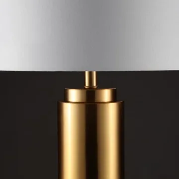 SAFAVIEH Couture Terry Modern Table Lamp - Stylish Lighting Solution