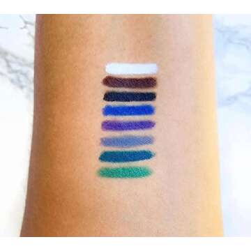 Zuzu Luxe Eye Defining Pencil in Tobacco Brown for Perfect Eyes