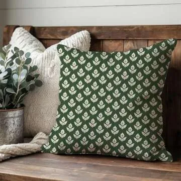 PANDICORN Vintage Floral Throw Pillow Covers 18x18 Inch Set of 2 Green Flower Cottagecore Outdoor Spring Christmas Decorations Decorative Throw Pillow Case for Home Bed Living Room Couch Decor