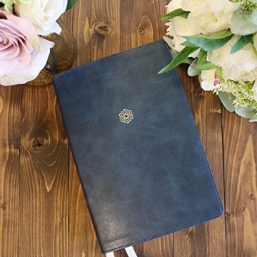 NIV Women's Study Bible Leathersoft Blue Full-Color Red Letter