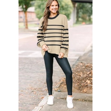 Stylish Women's Chunky Sweaters for Winter 2024