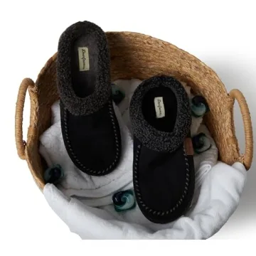 Dearfoams Brendan Memory Foam Slippers for Men in Black