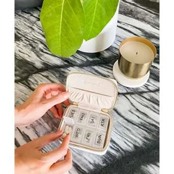 Pill Organizer – Vegan Leather Pill Case with Removable 7-Day Daily Pill Organizer – a Travel Pill Organizer for Your Travel Essentials (White)