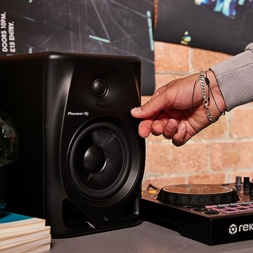 Top Pioneer DJ DM-50D 5-inch Active Monitor Speakers