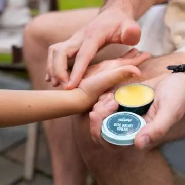 Murphy’s Naturals Insect Bite Relief Balm (0.75oz) | Immediate, Soothing Relief from Bug Bites | Proven, Plant-Based Ingredients Like Tea Tree, Chamomile, and Lavender | Travel Sized | Made in USA