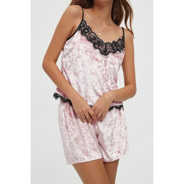 CHYRII Women's Velvet Pajamas - Comfort and Style Together