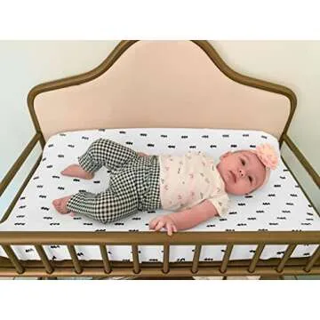 Changing Pad Cover – Premium Baby Changing Pad Covers 4 Pack – Boy or Girl Changing Pad Cover – Pure Jersey Machine Washable Black and White Changing Table Cover – Diaper Changing Pad Cover Sheets