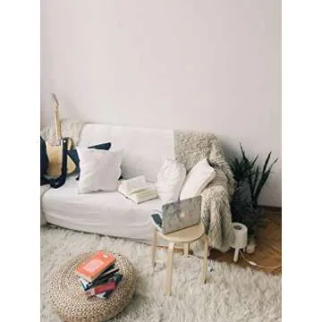 ACCENTHOME Throw Pillow Inserts 18 x 18 Inches ( Pack of 4 ) Hypoallergenic Sham Stuffer | White Square Throw Pillows | Decorative Cushion Filler for Sofa , Couch , Bed , Patio & Christmas Home Decor