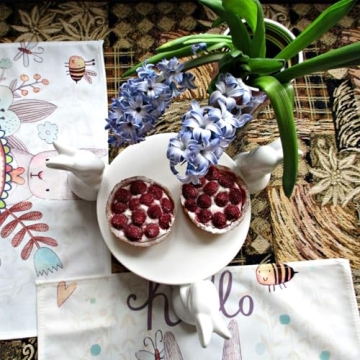 Easter Decor Bunny Cake Stand Christmas Gifts,Ceramic Rabbit Cakecup Stand,Cake Stands for Party,Wedding Cake Stand,Cupcake Stand,Cake Plate,Easter Easter Home Decorations Gift(8 Inch 3 Rabbit)