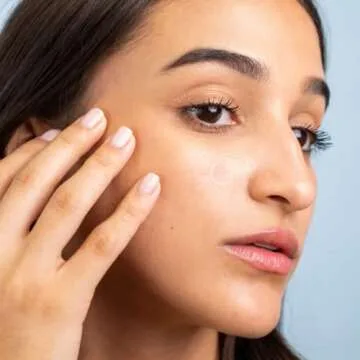 Clean Skin Club 60 Invisible Vegan Pimple Patches, Derma Dot Hydrocolloid for Covering Zits, Blackhead, Blemish, Absorbing Face Cover Sticker, Skincare Treatment, Non Toxic Ingredients