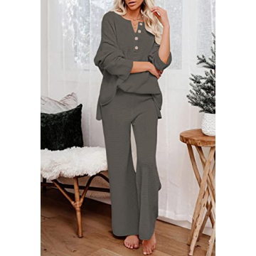 Chic Pink Queen Women's Loungewear 2 Piece Set