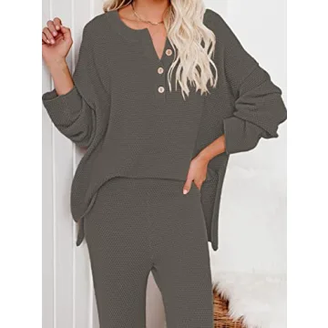 Chic Pink Queen Women's Loungewear 2 Piece Set