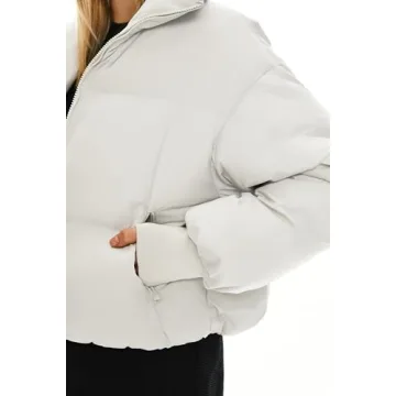 Orolay Cozy Women's Cropped Winter Puffer Jacket