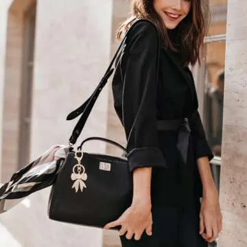 Gold Bow Keychain Rhinestone Bag Charms for Handbags Shiny Purse Charms Cute Keychain for Girls Women Aesthetic Keychain for Car Key Purse Bags Handbags Backpacks