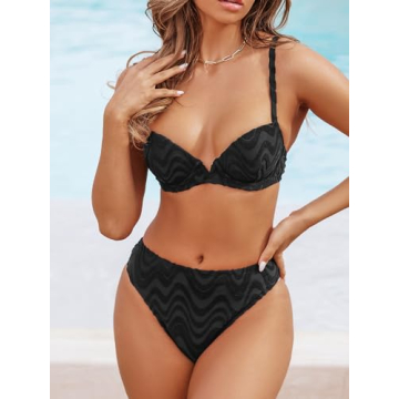 CUPSHE Stylish Swimsuit Bikini Set for Ultimate Summer Fun