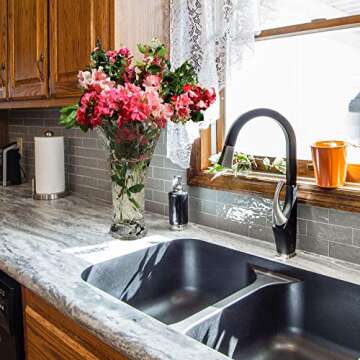 Lorren Home Trends Crystal Laurus Vase 11" Made in Italy - Elegance