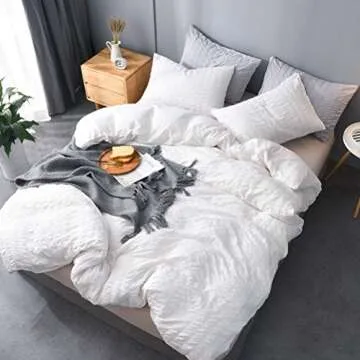 M&Meagle 3 Pieces Textured Duvet Cover White Set with Zipper Closure,100% Washed Microfiber Seersucker Fabric,Luxury Hotel Quality Bedding-King Size(1 Duvet Cover 2 Pillowcases)